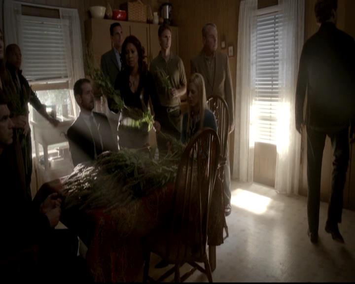 VampireDiariesWorld-dot-org_4x01GrowingPains2242.jpg