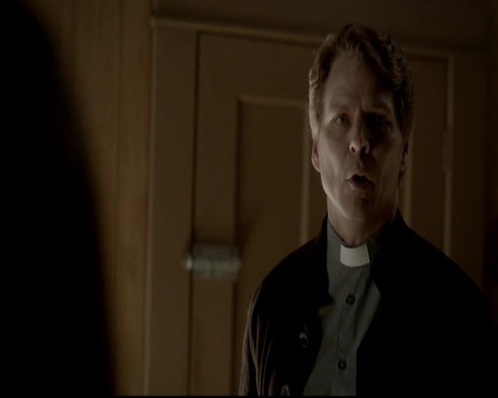 VampireDiariesWorld-dot-org_4x01GrowingPains2256.jpg