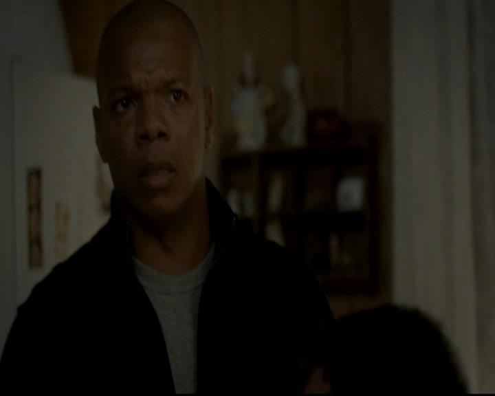VampireDiariesWorld-dot-org_4x01GrowingPains2259.jpg