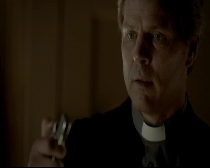 VampireDiariesWorld-dot-org_4x01GrowingPains2263.jpg