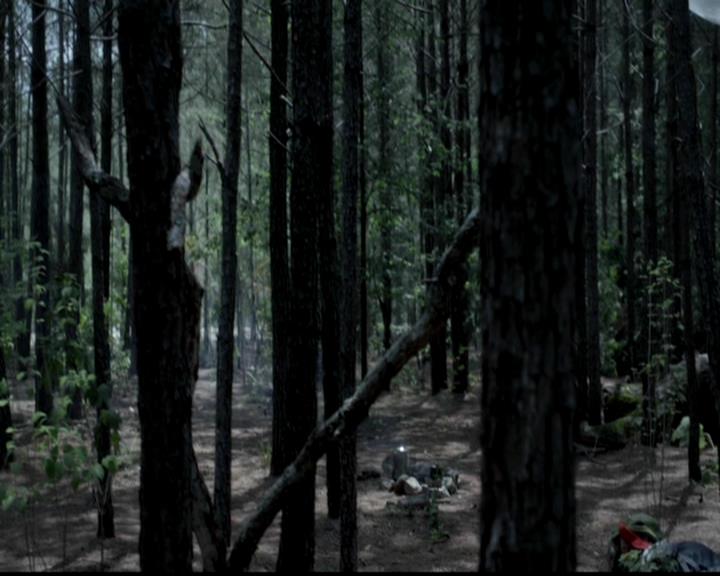 VampireDiariesWorld-dot-org_4x02Memorial0002.jpg