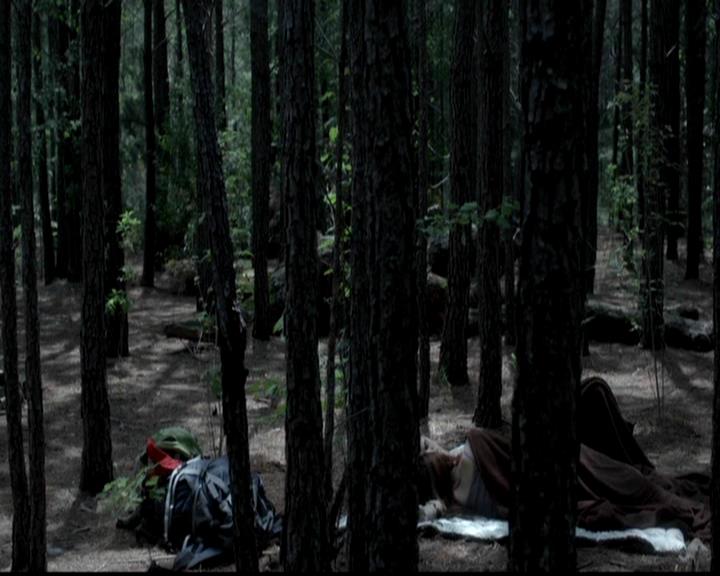VampireDiariesWorld-dot-org_4x02Memorial0007.jpg