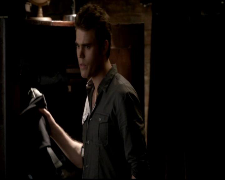 VampireDiariesWorld-dot-org_4x02Memorial0023.jpg