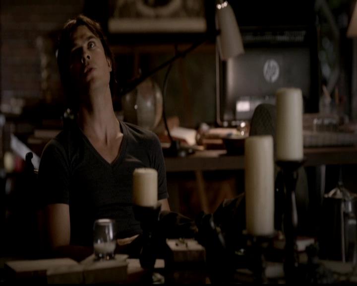 VampireDiariesWorld-dot-org_4x02Memorial0024.jpg