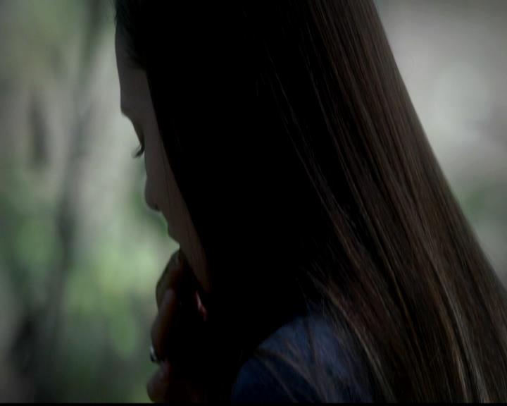 VampireDiariesWorld-dot-org_4x02Memorial0087.jpg