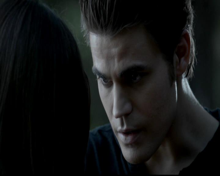 VampireDiariesWorld-dot-org_4x02Memorial0095.jpg