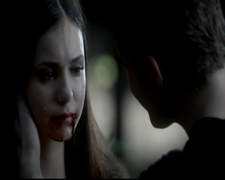 VampireDiariesWorld-dot-org_4x02Memorial0101.jpg