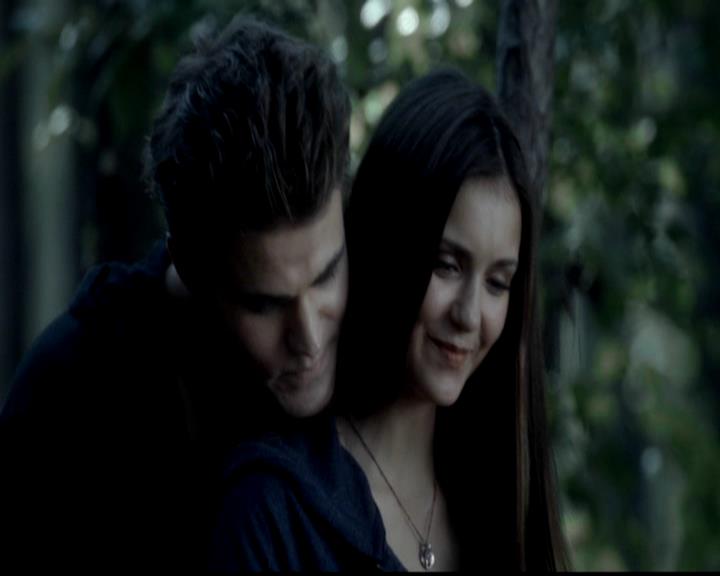 VampireDiariesWorld-dot-org_4x02Memorial0150.jpg VampireDiariesWorld-dot-org_4x02Memorial0150.jpg
