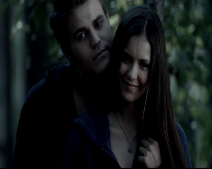 VampireDiariesWorld-dot-org_4x02Memorial0151.jpg