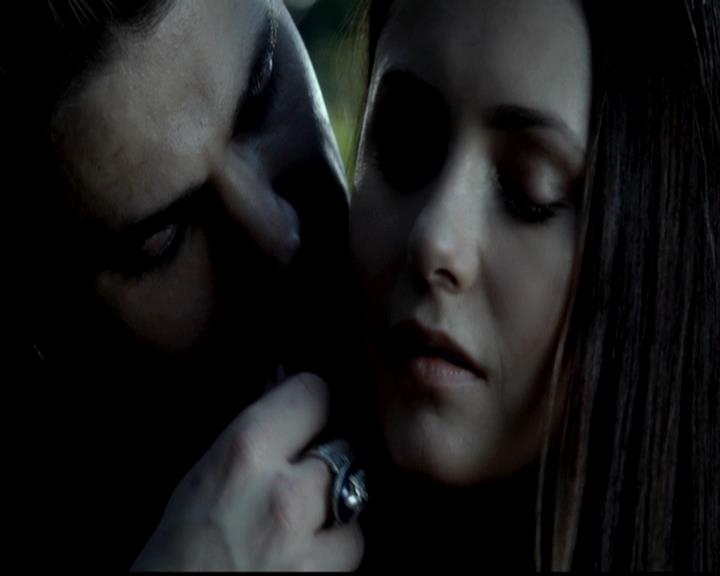 VampireDiariesWorld-dot-org_4x02Memorial0164.jpg