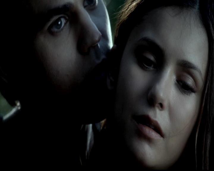 VampireDiariesWorld-dot-org_4x02Memorial0167.jpg