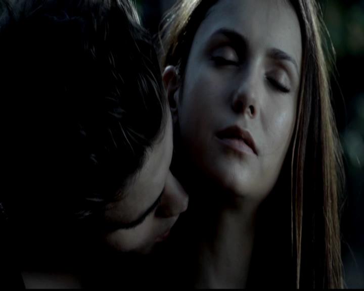 VampireDiariesWorld-dot-org_4x02Memorial0173.jpg