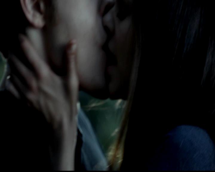 VampireDiariesWorld-dot-org_4x02Memorial0181.jpg