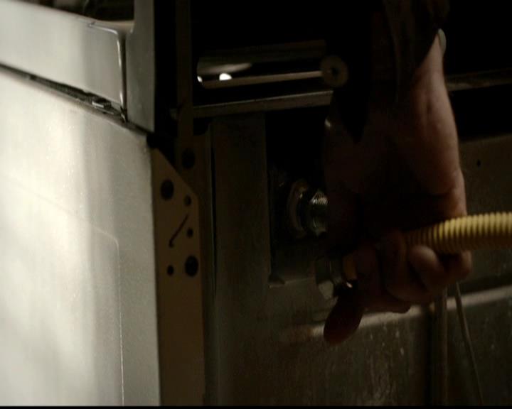VampireDiariesWorld-dot-org_4x02Memorial0230.jpg