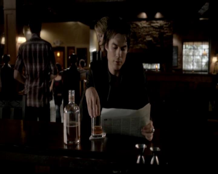 VampireDiariesWorld-dot-org_4x02Memorial0258.jpg