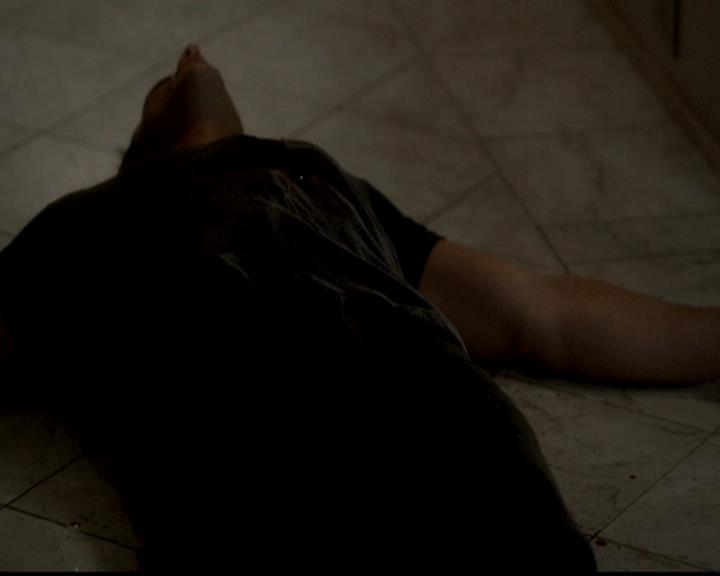 VampireDiariesWorld-dot-org_4x02Memorial0702.jpg