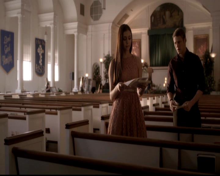 VampireDiariesWorld-dot-org_4x02Memorial0772.jpg
