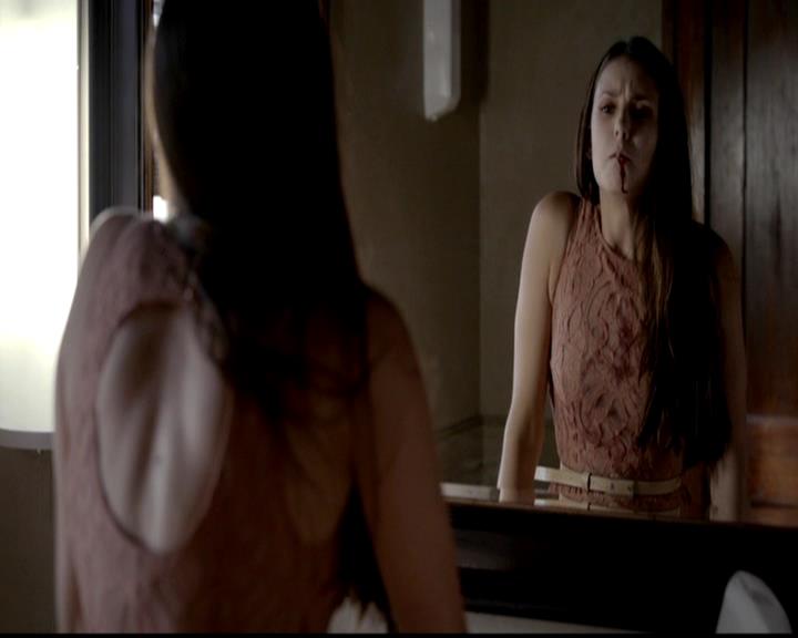 VampireDiariesWorld-dot-org_4x02Memorial0898.jpg