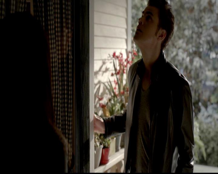 VampireDiariesWorld-dot-org_4x02Memorial0936.jpg