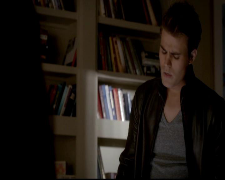 VampireDiariesWorld-dot-org_4x02Memorial0980.jpg