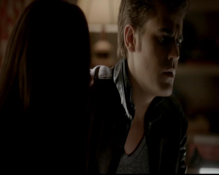 VampireDiariesWorld-dot-org_4x02Memorial1004.jpg VampireDiariesWorld-dot-org_4x02Memorial1004.jpg