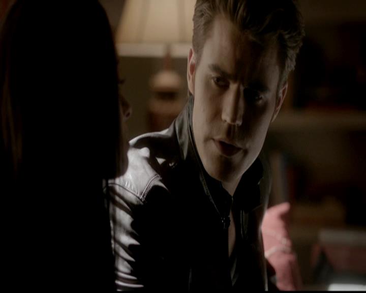 VampireDiariesWorld-dot-org_4x02Memorial1007.jpg