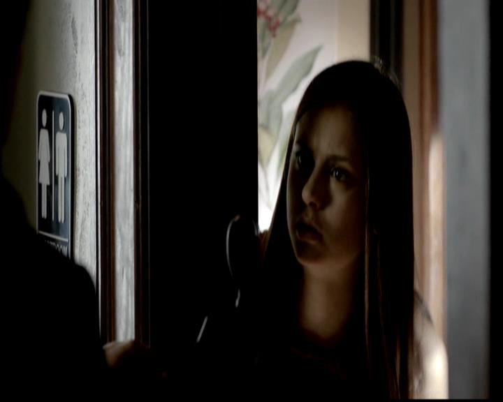 VampireDiariesWorld-dot-org_4x02Memorial1043.jpg