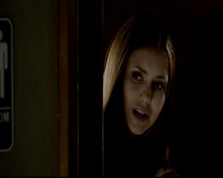 VampireDiariesWorld-dot-org_4x02Memorial1047.jpg