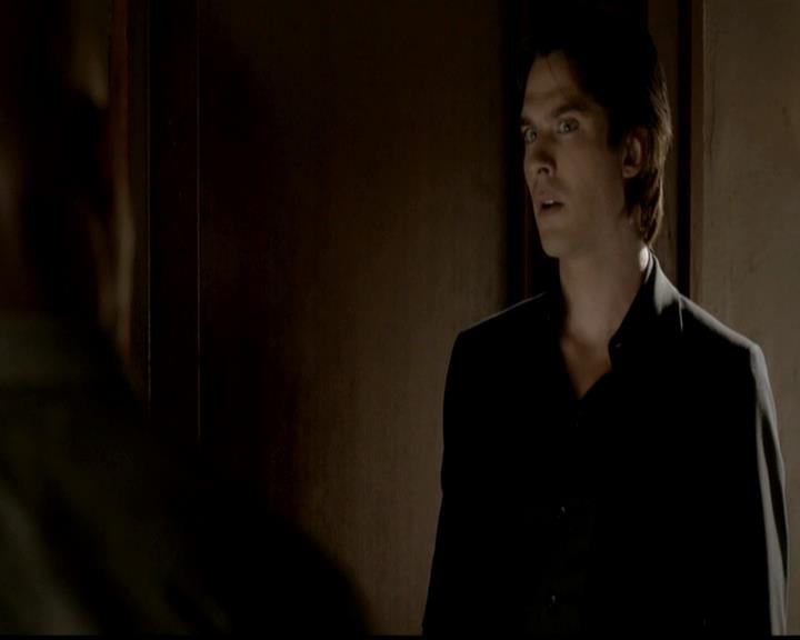 VampireDiariesWorld-dot-org_4x02Memorial1056.jpg