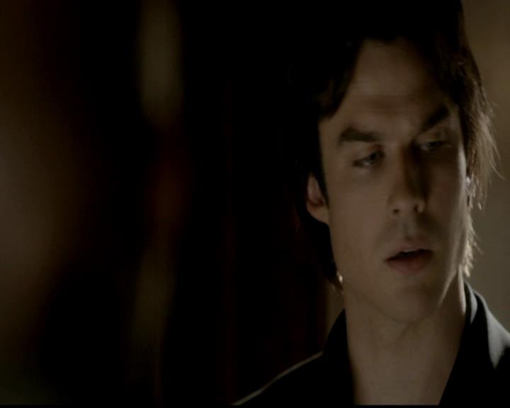 VampireDiariesWorld-dot-org_4x02Memorial1082.jpg