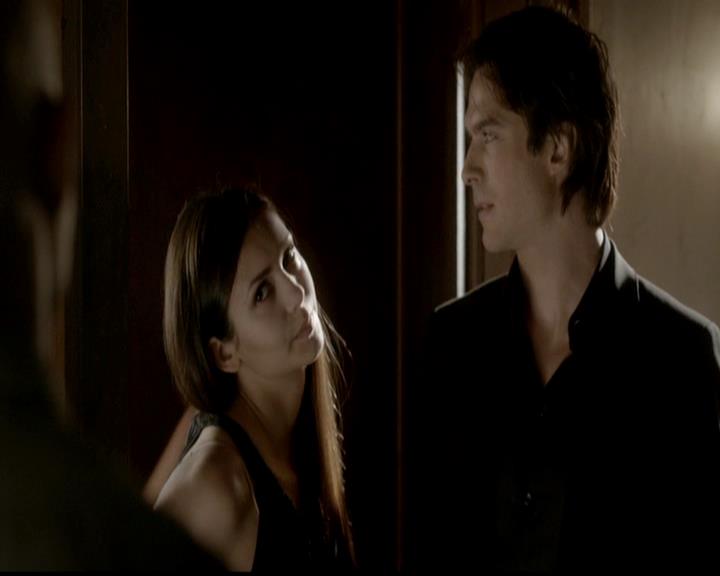 VampireDiariesWorld-dot-org_4x02Memorial1089.jpg