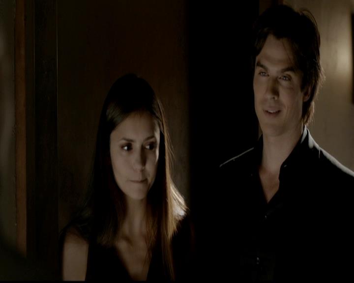 VampireDiariesWorld-dot-org_4x02Memorial1095.jpg