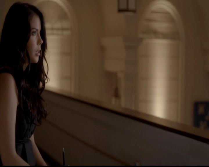 VampireDiariesWorld-dot-org_4x02Memorial1103.jpg
