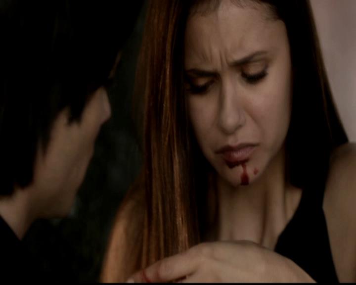 VampireDiariesWorld-dot-org_4x02Memorial1142.jpg