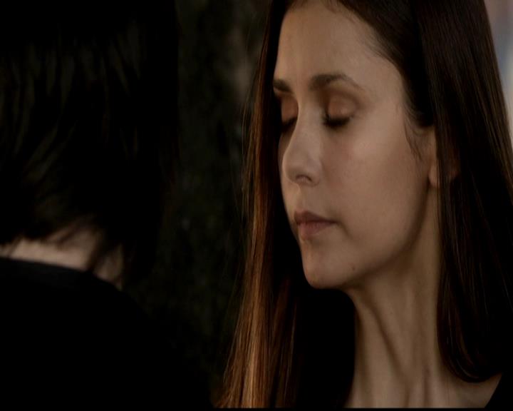 VampireDiariesWorld-dot-org_4x02Memorial1173.jpg