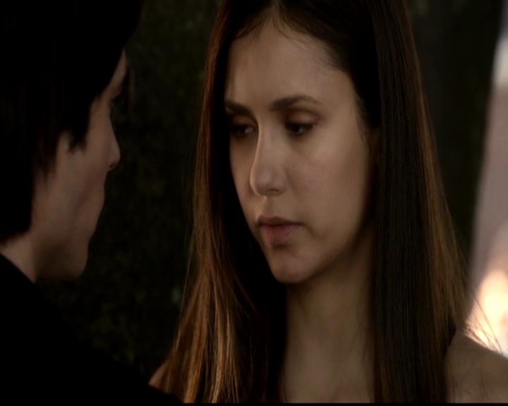 VampireDiariesWorld-dot-org_4x02Memorial1175.jpg