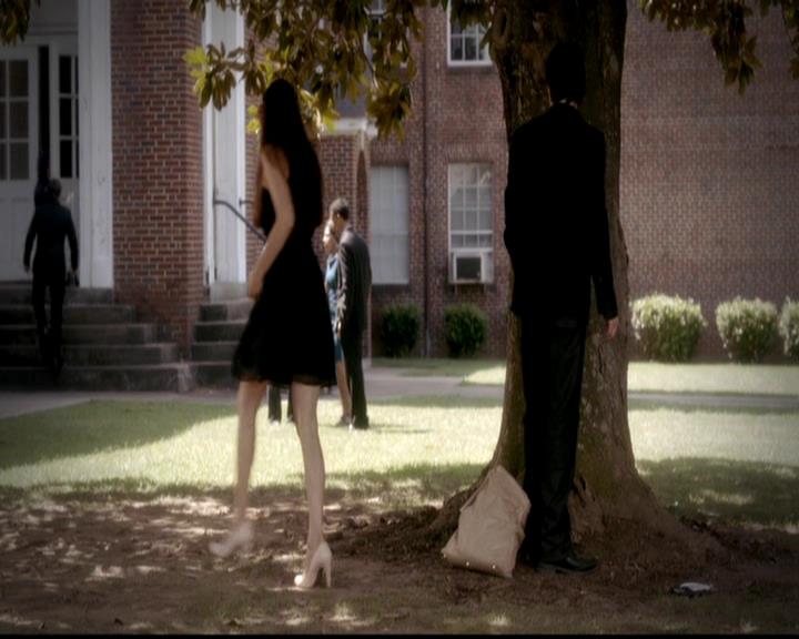 VampireDiariesWorld-dot-org_4x02Memorial1179.jpg
