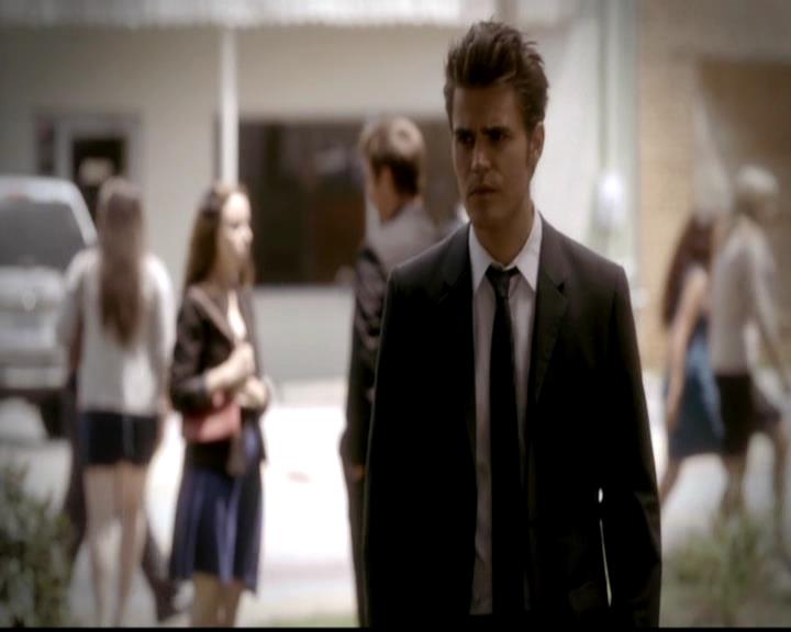 VampireDiariesWorld-dot-org_4x02Memorial1187.jpg