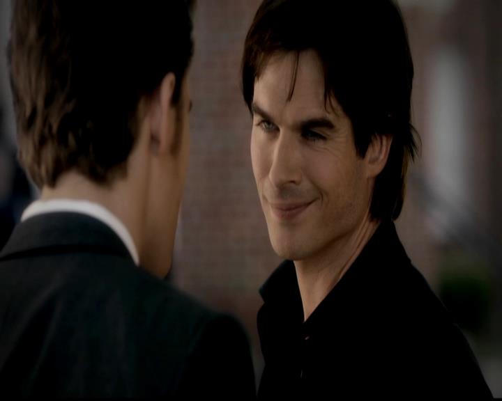 VampireDiariesWorld-dot-org_4x02Memorial1196.jpg