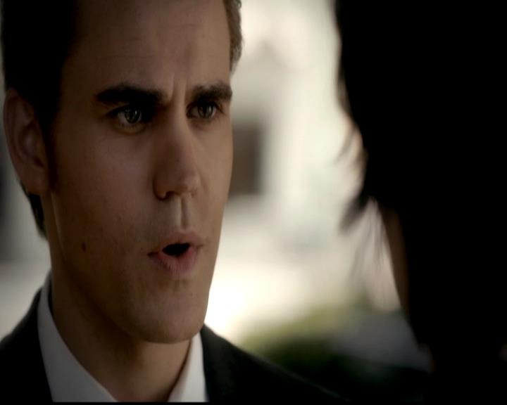 VampireDiariesWorld-dot-org_4x02Memorial1201.jpg