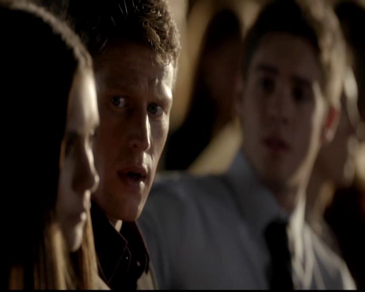 VampireDiariesWorld-dot-org_4x02Memorial1250.jpg
