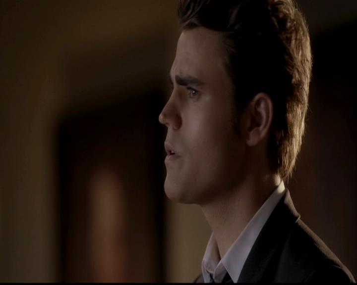 VampireDiariesWorld-dot-org_4x02Memorial1269.jpg