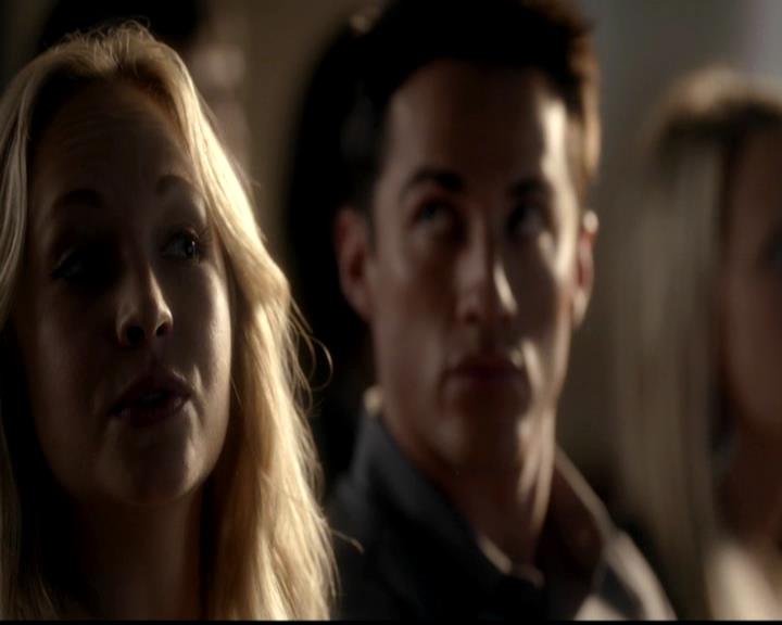 VampireDiariesWorld-dot-org_4x02Memorial1274.jpg