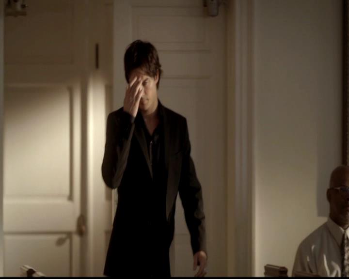 VampireDiariesWorld-dot-org_4x02Memorial1330.jpg