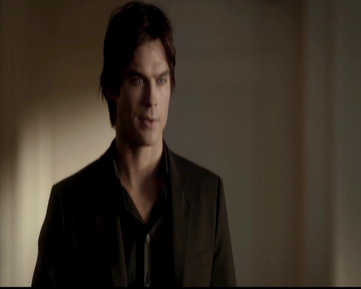 VampireDiariesWorld-dot-org_4x02Memorial1333.jpg