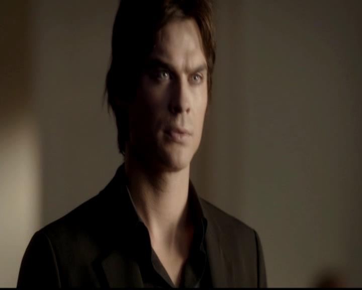 VampireDiariesWorld-dot-org_4x02Memorial1335.jpg