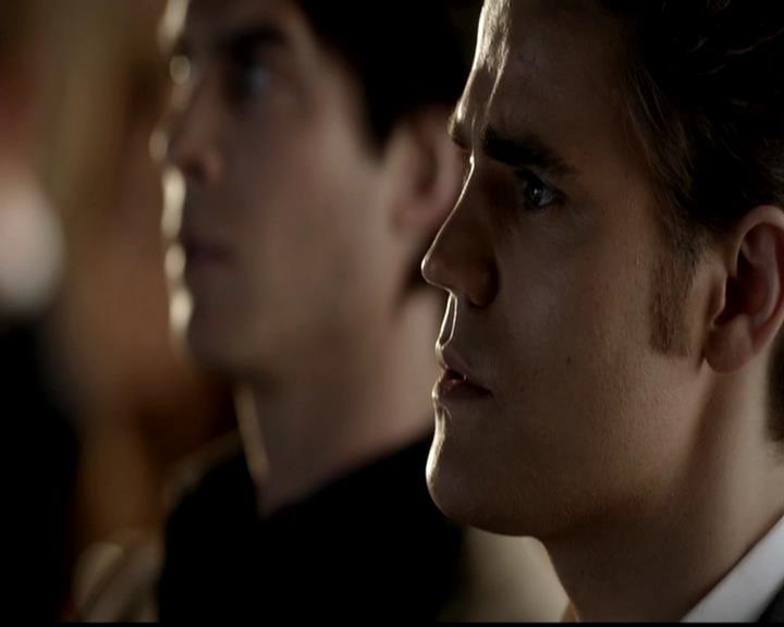 VampireDiariesWorld-dot-org_4x02Memorial1342.jpg