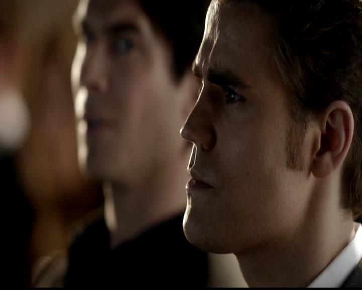 VampireDiariesWorld-dot-org_4x02Memorial1344.jpg