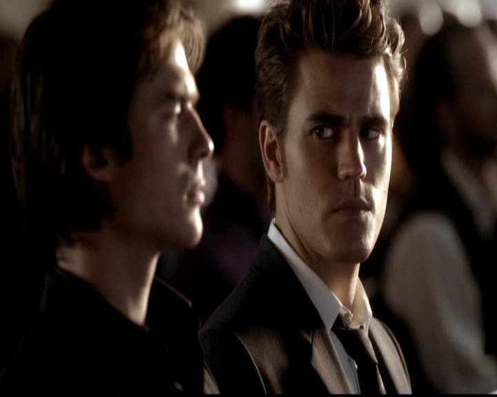 VampireDiariesWorld-dot-org_4x02Memorial1359.jpg