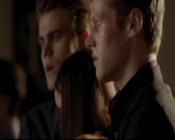 VampireDiariesWorld-dot-org_4x02Memorial1446.jpg